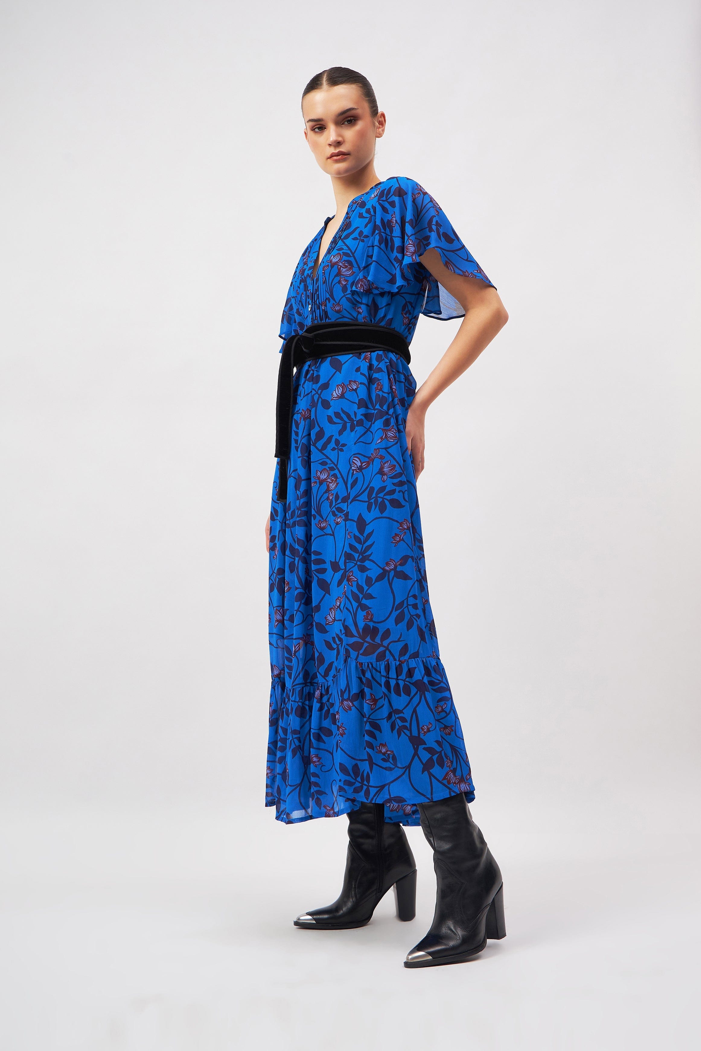 Beyond by Vera Dress 1460 Leni