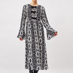 Beyond by Vera Dress 1492 Gwen