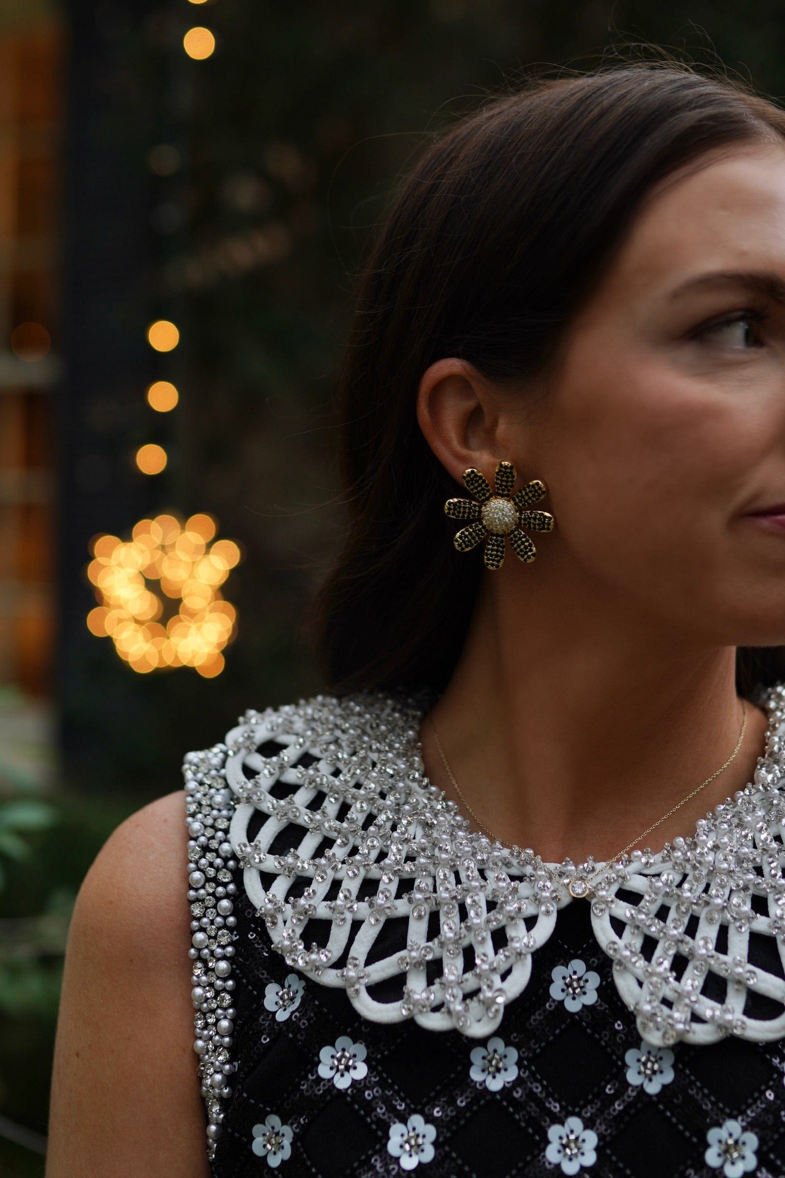 Nicola Bathie Jewelry Earrings Noir & Blanc Mismatch Daisy Stud