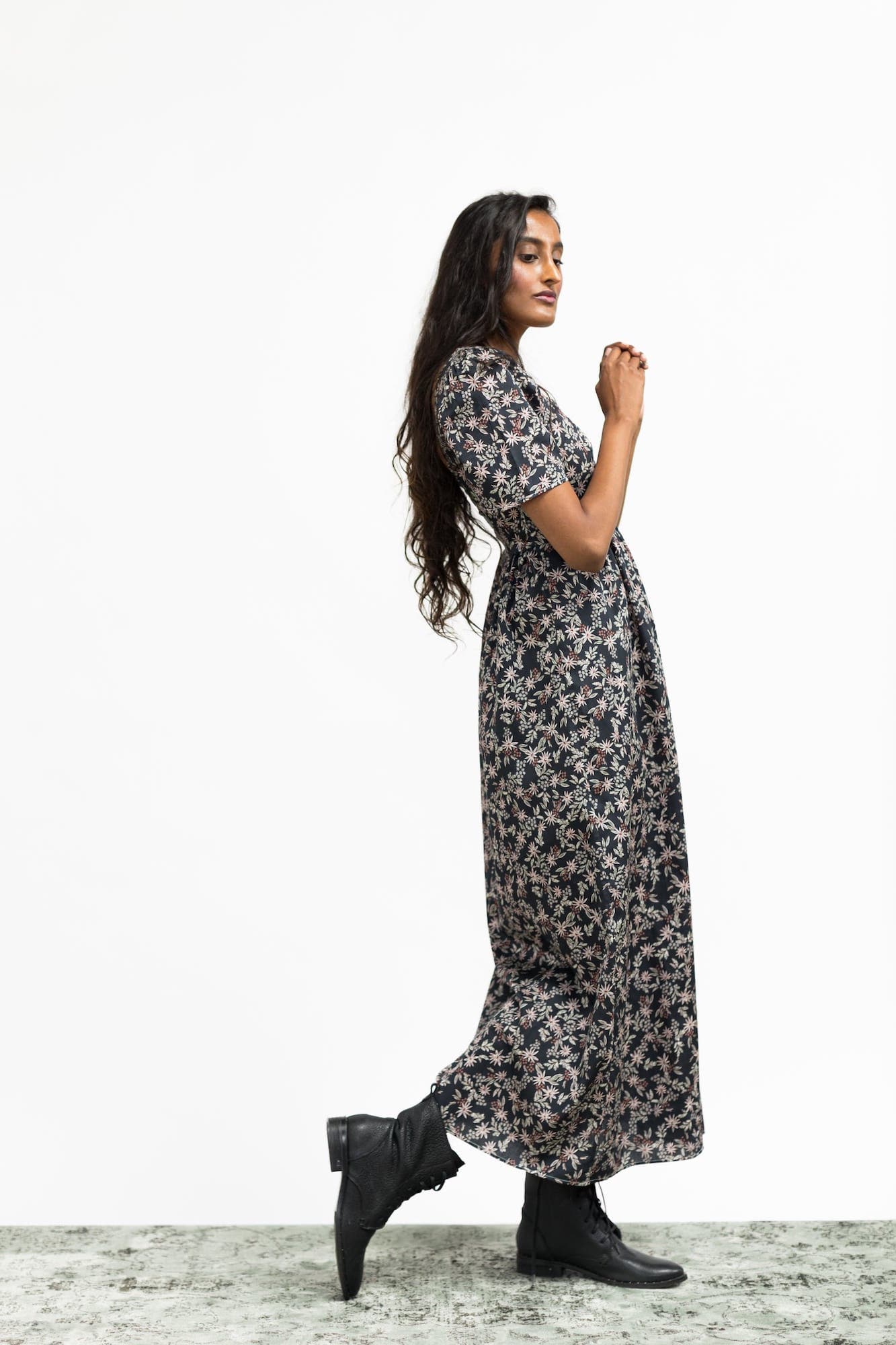 Onirik Dress Beatrice Maxi Dress with Sweetheart Neckline / Black Floral Cotton