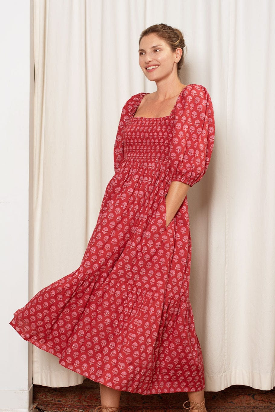 OPHELIA & INDIGO Dress Elsie Dress Red and Pink Hydrangea