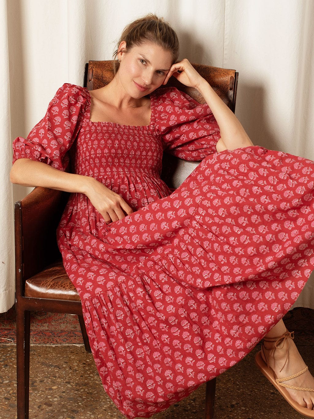OPHELIA & INDIGO Dress Elsie Dress Red and Pink Hydrangea
