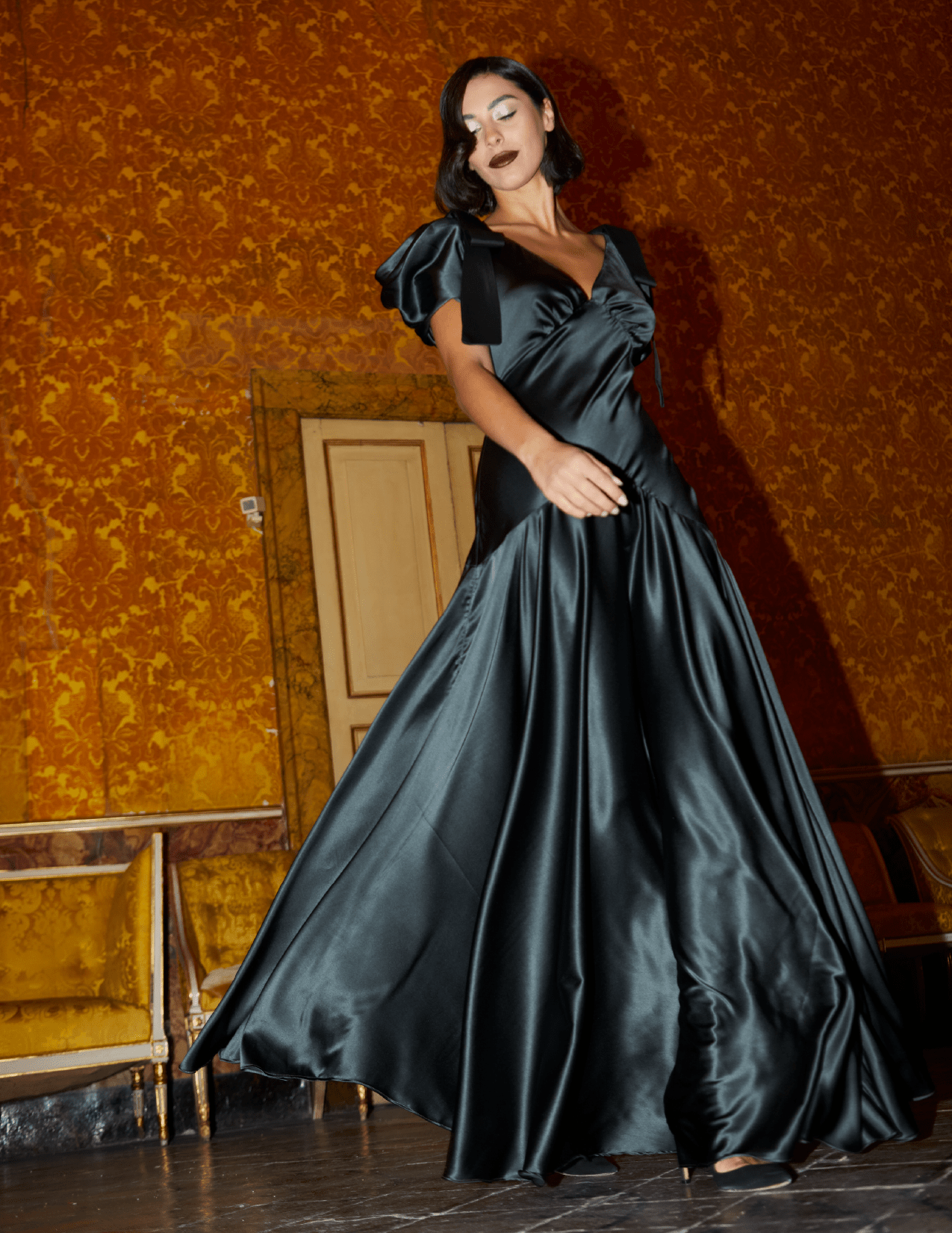 Amara Bow Gown Jasper 2/4 Amara Bow Gown Jasper 2/4
