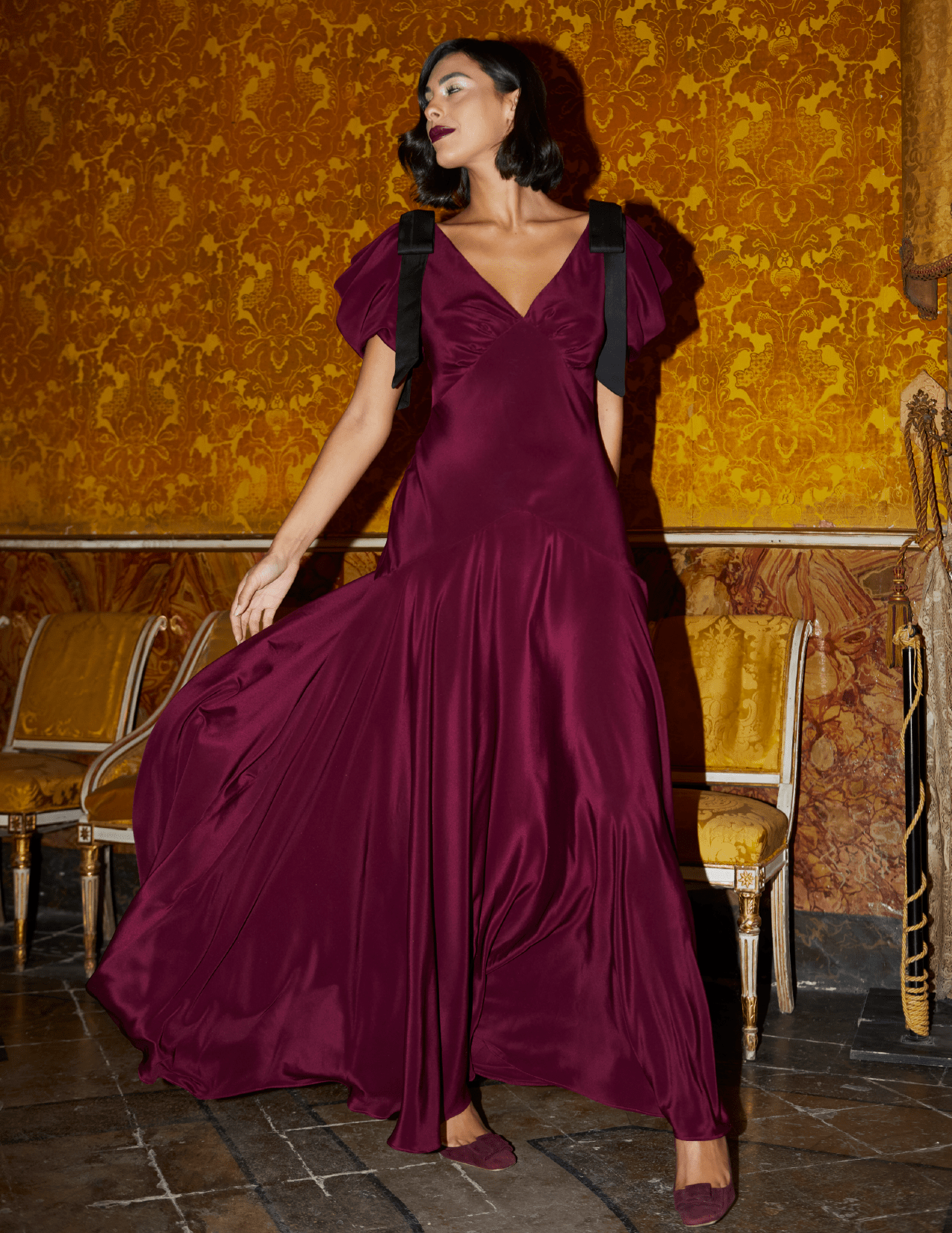 Amara Bow Gown Mulberry 6/8 Amara Bow Gown Mulberry 6/8
