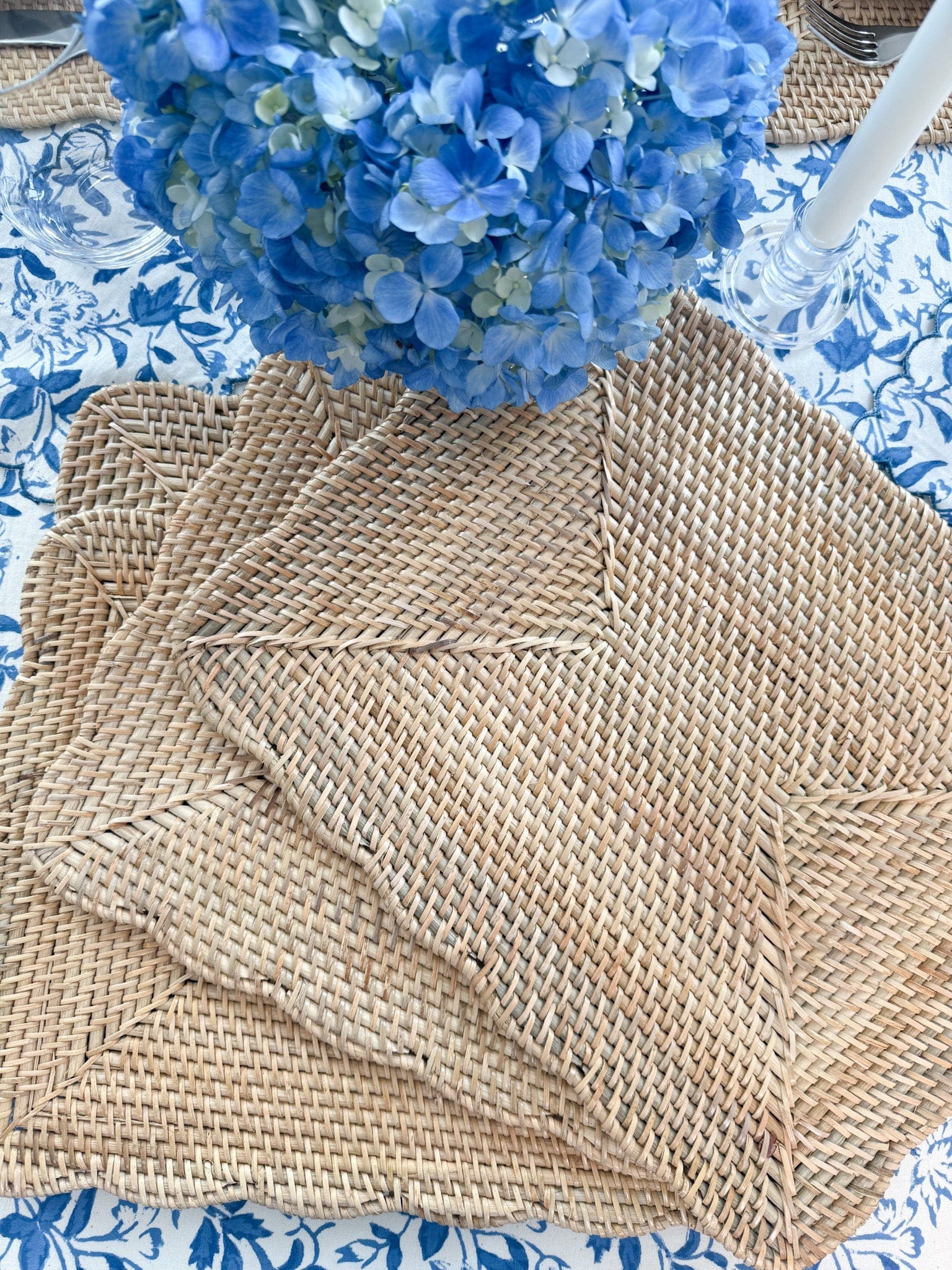 SARA KHATIB DESIGN Placemat PROVENCE SCALLOP PLACEMAT