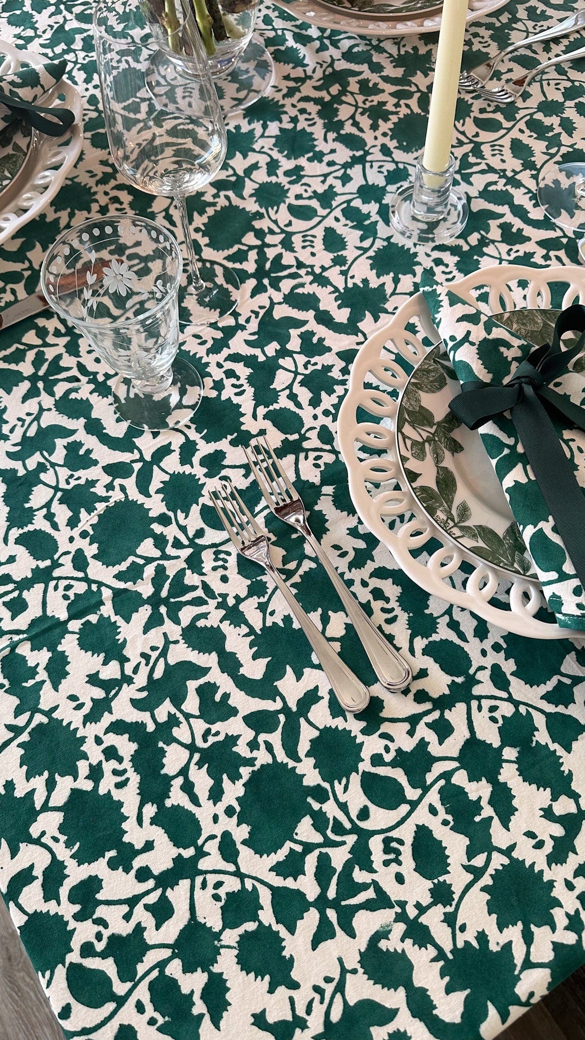 SARA KHATIB DESIGN Tablecloth Festive Forest Blossom Tablecloth