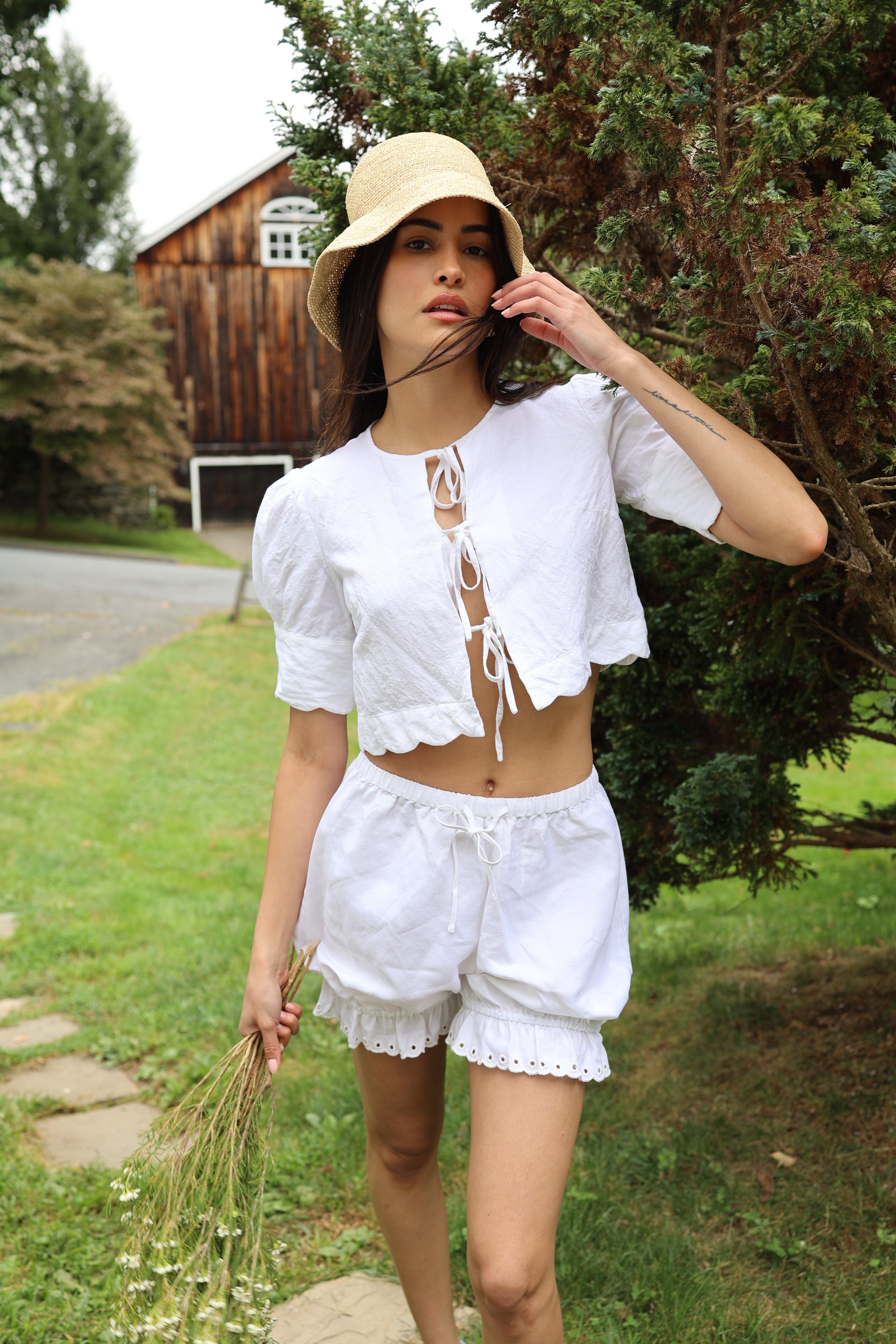 Sister New York Top Scalloped Top White