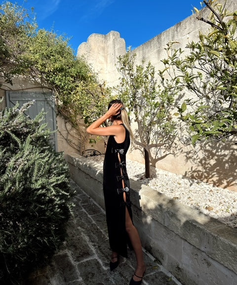 Lauren Bender Grove wearing a dress from her Modatrova edit