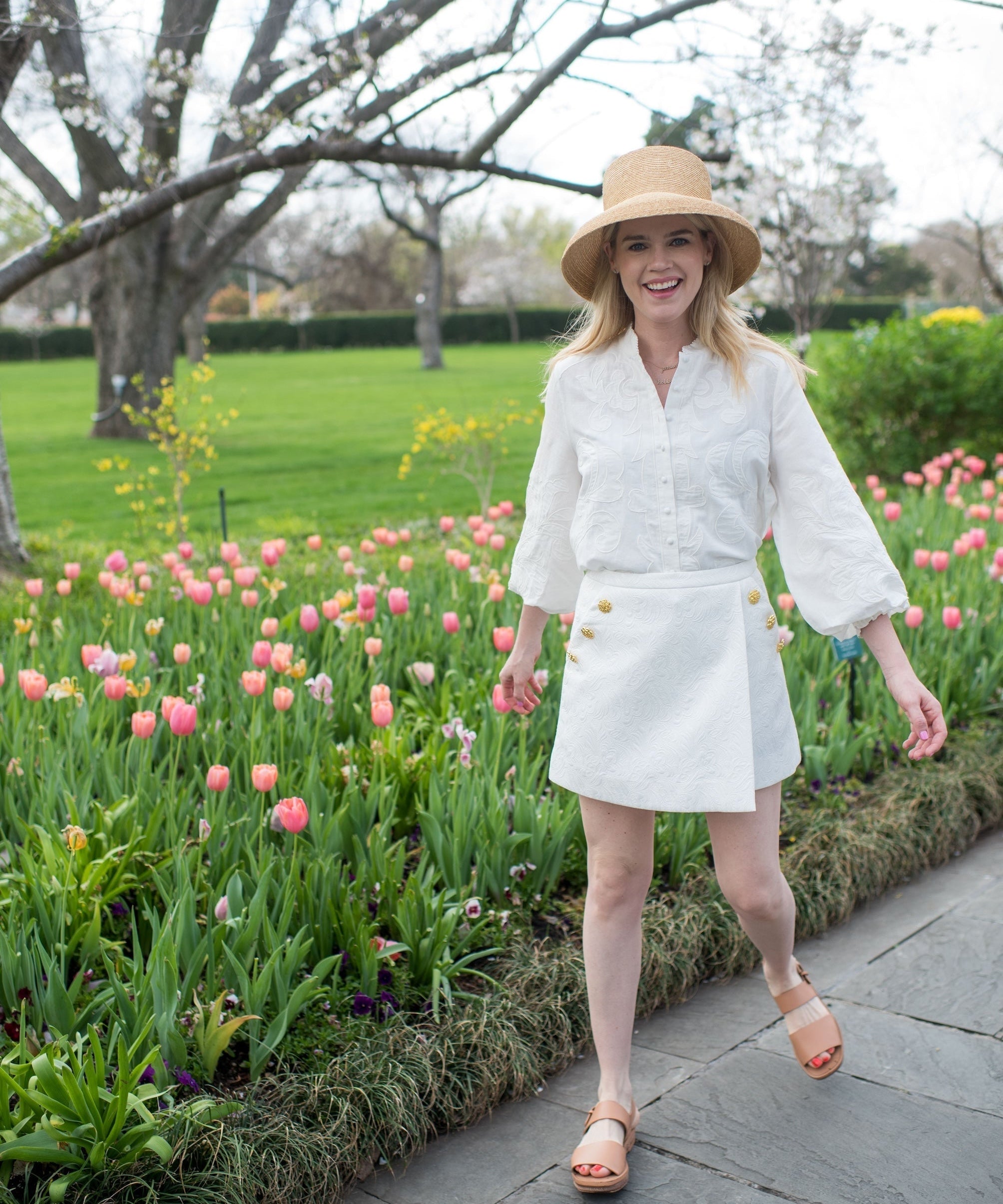 Christy Doramus wearing a set from her Modatrova edit