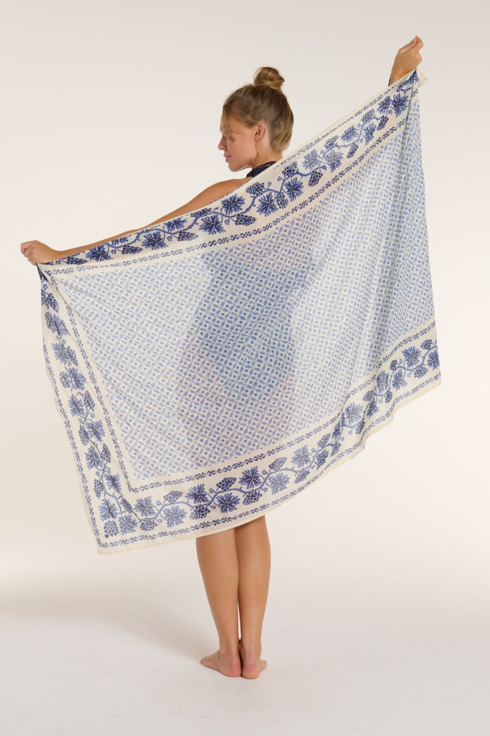 Best Seller Pareo Wrap in Santorini Dots by Hermoza 