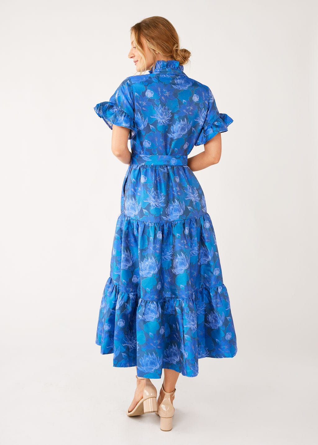 Abbey Glass Dresses Sadie Maxi Dress Blue Floral Silhouette Jacquard