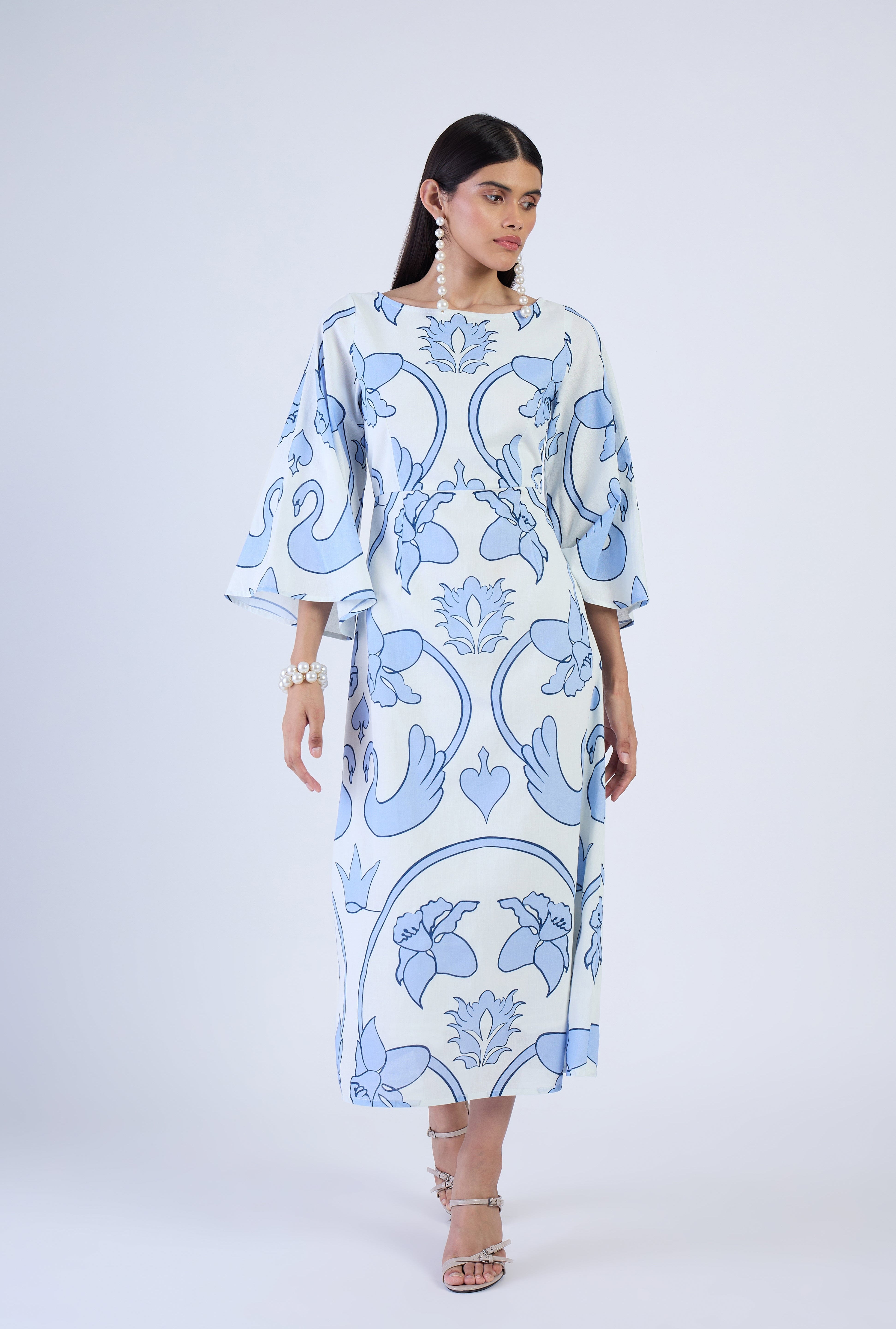 Beyond by Vera DRESS 991 Camelia