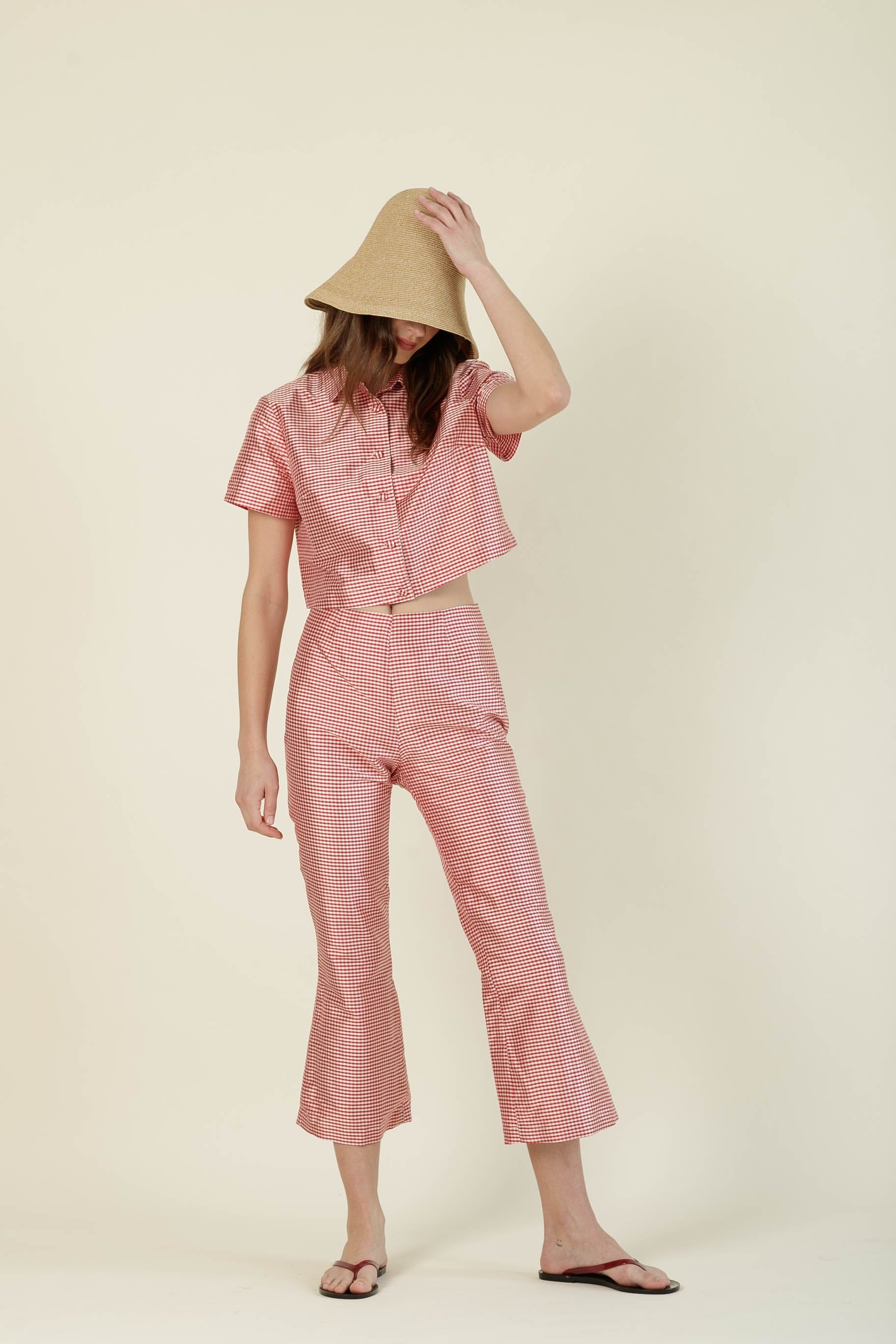 Damaris Bailey dresses Phoebe Capri