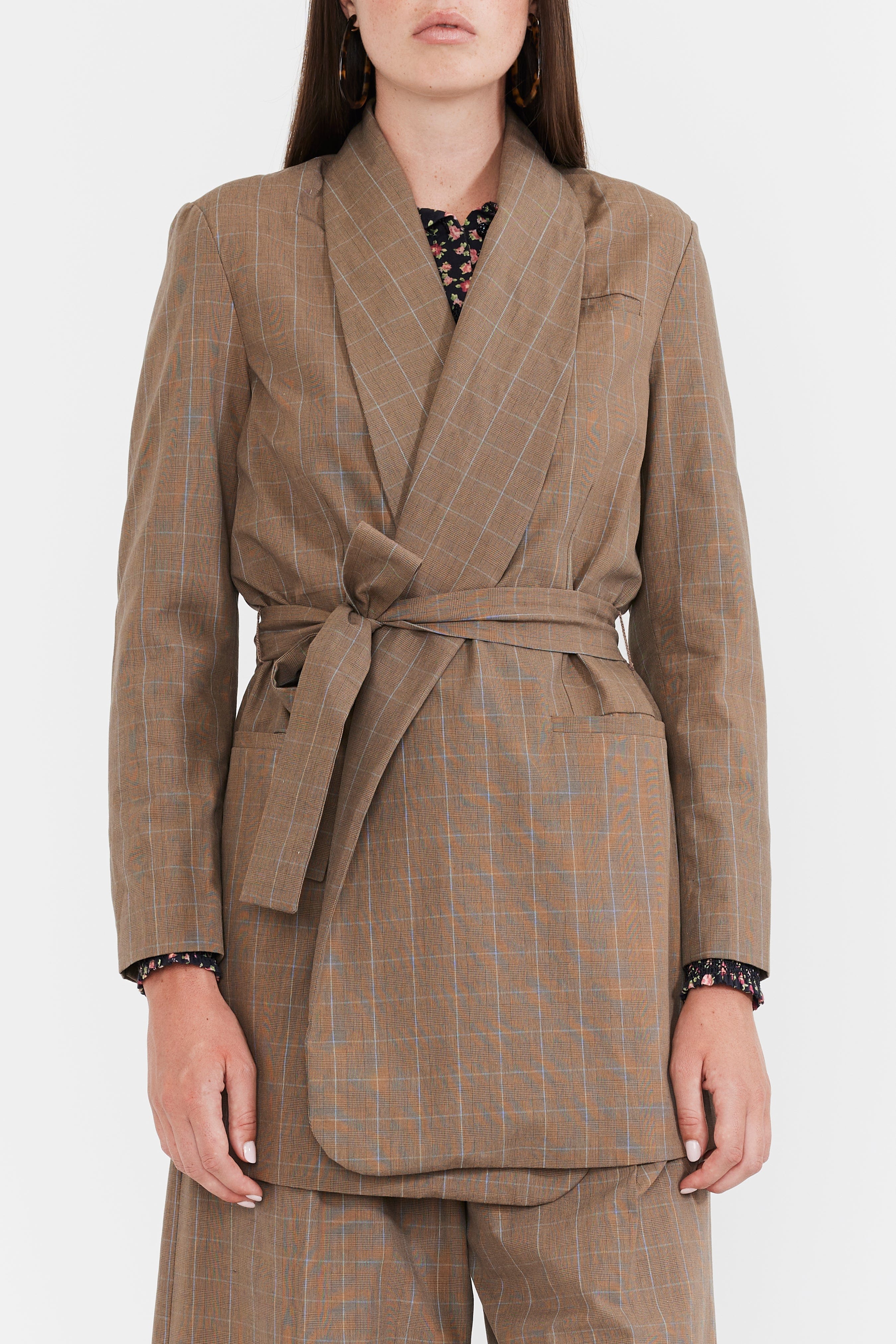 Eddy Blazer With Waist Tie