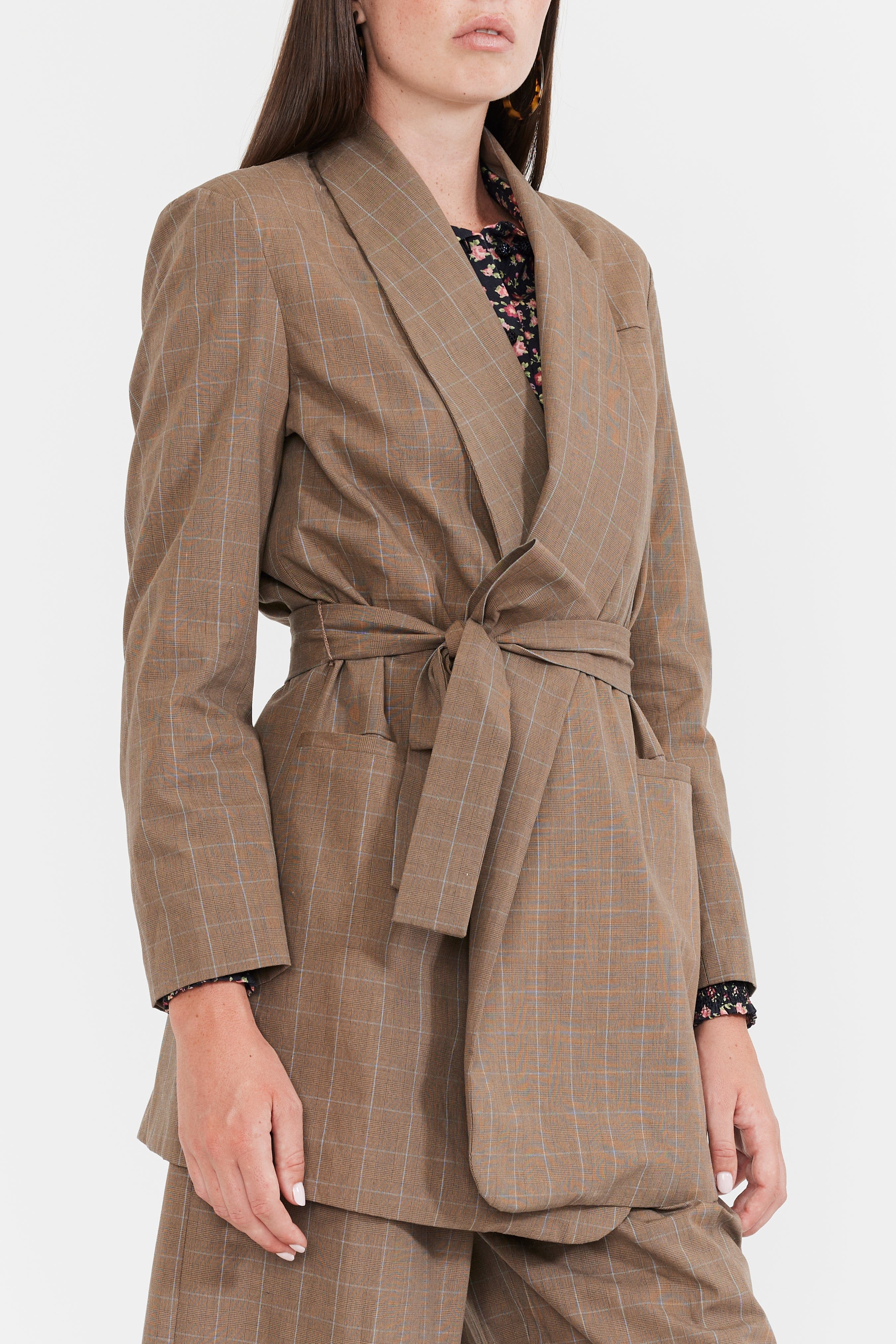 Eddy Blazer With Waist Tie