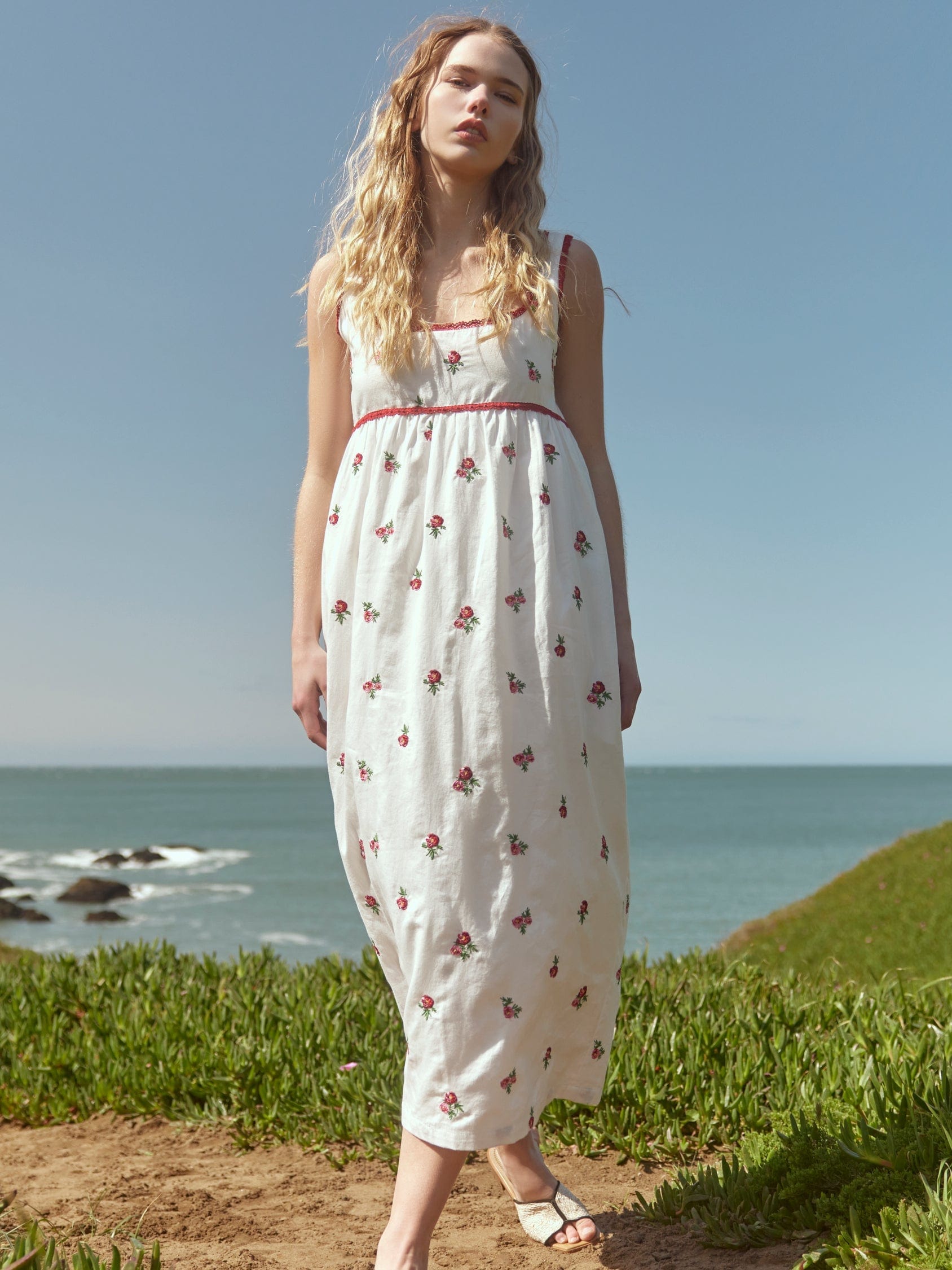 Eddy Dress Emily Embroidered Midi Dress