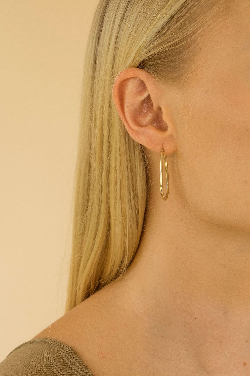 Henri Noël Earrings Fitzrovia Hoops