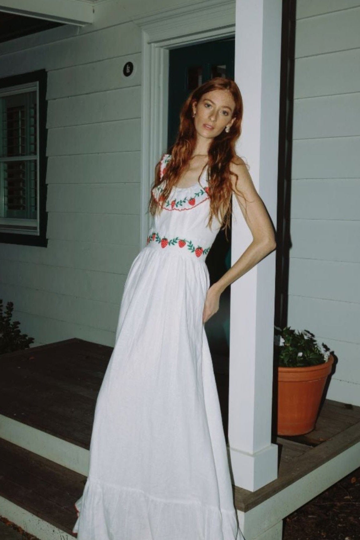 Margot Dress in Strawberry Garden Strawberry Garden / L