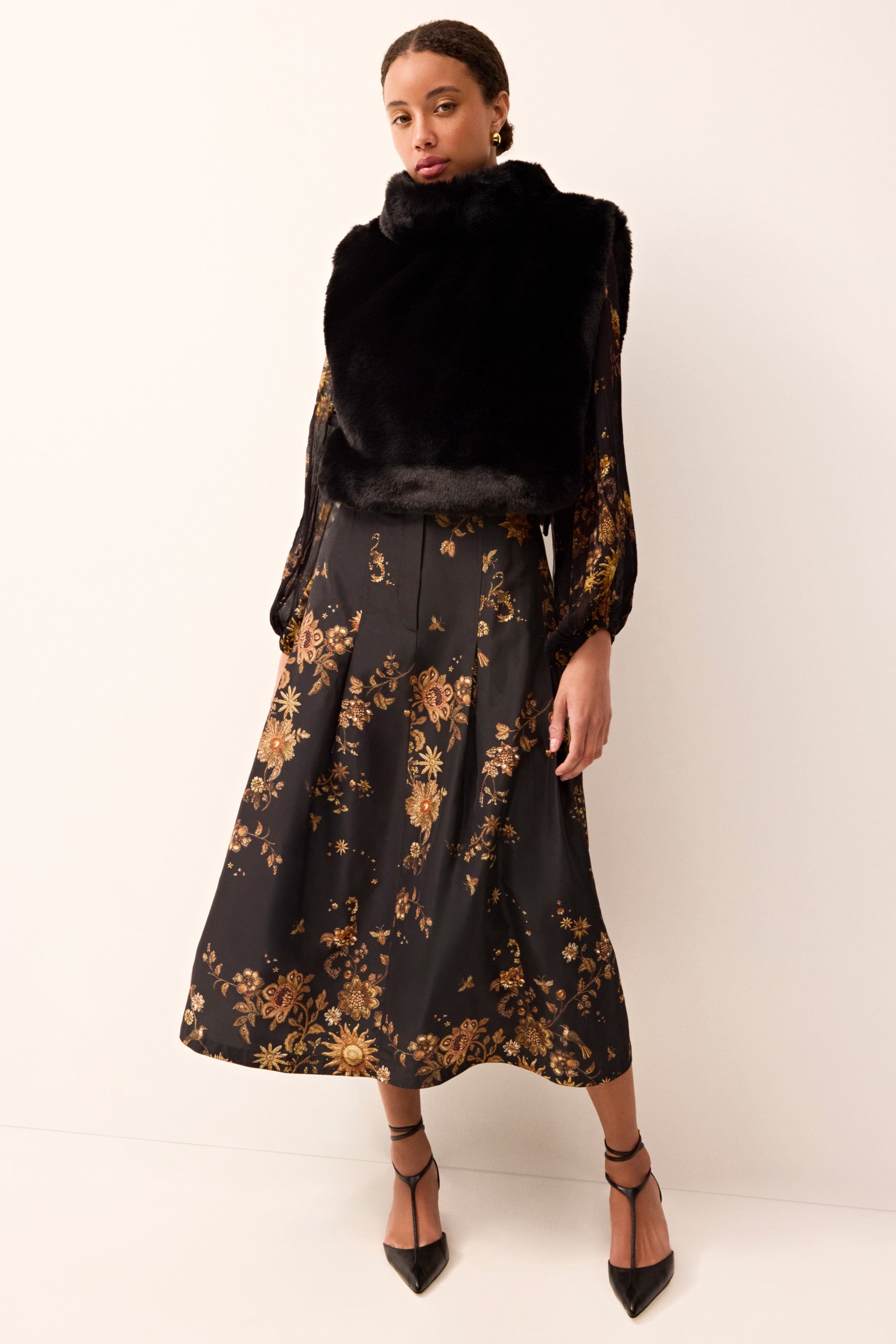 Marie Oliver OUTERWEAR-VEST-SLVS-WOVEN-NOVELTY BLACK / One Size CORDELIA POPOVER