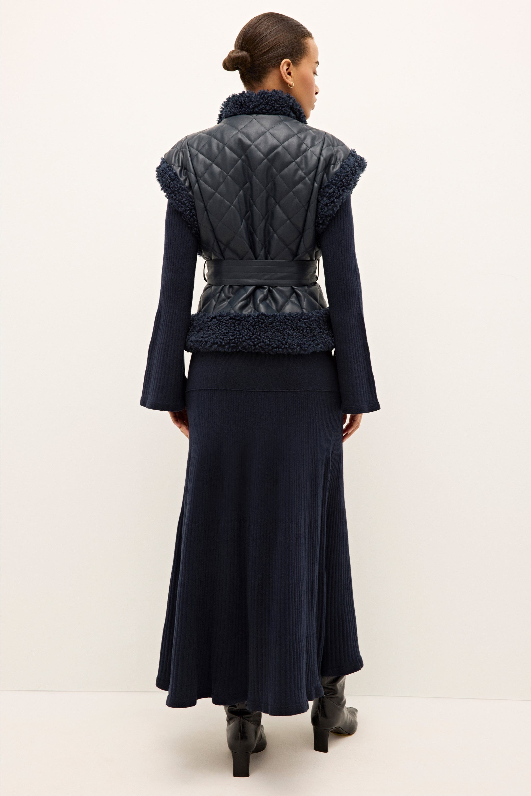 Marie Oliver OUTERWEAR-VEST-SLVS-WOVEN-SOLID Beatrice Vest