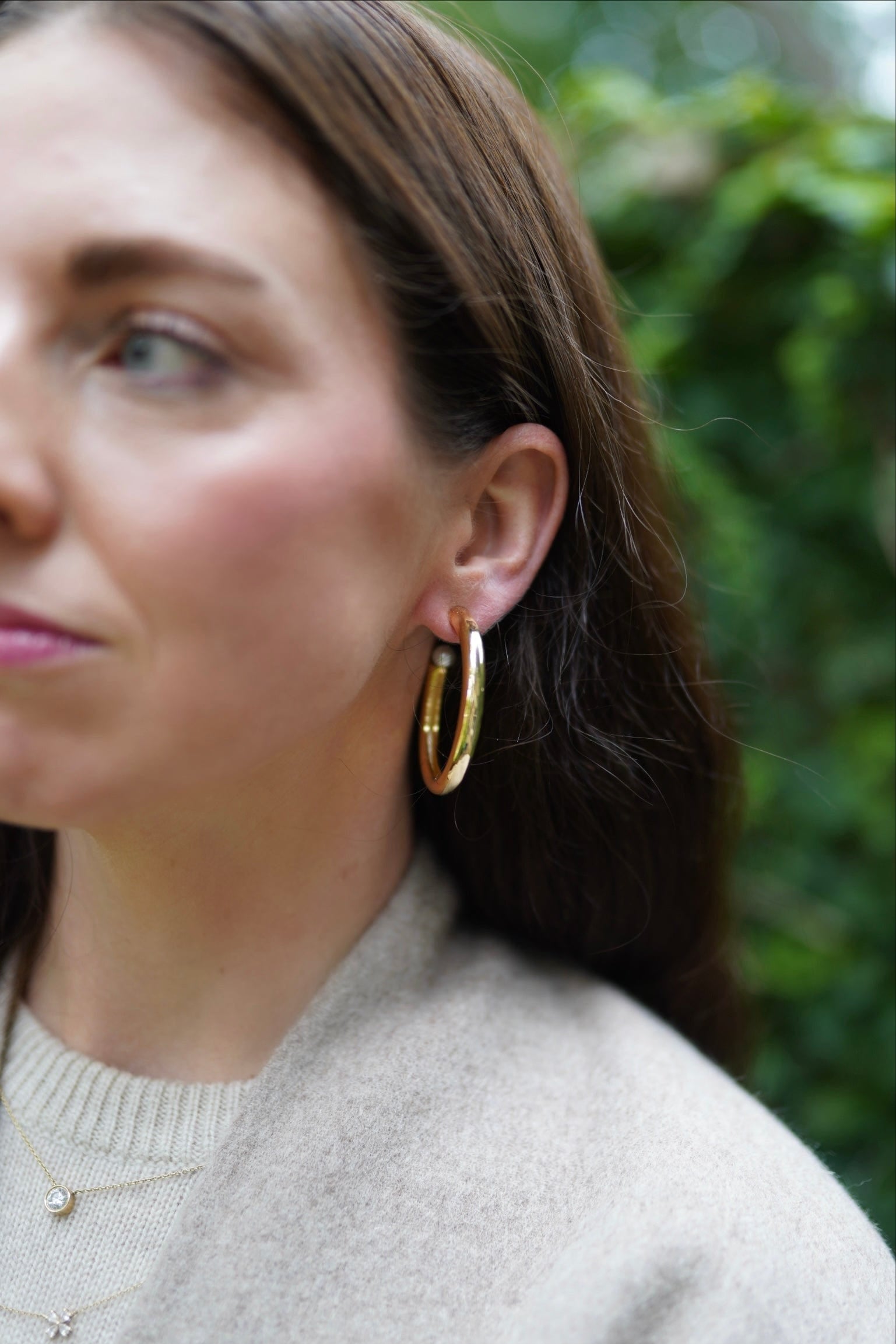 Nicola Bathie Jewelry Earrings Medium Chunky golden hoops + pearl