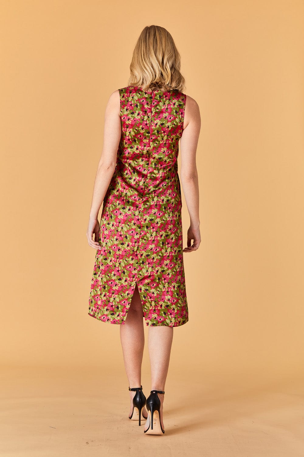 OLIVIA by Livro Dress Waller Dress- Mulberry