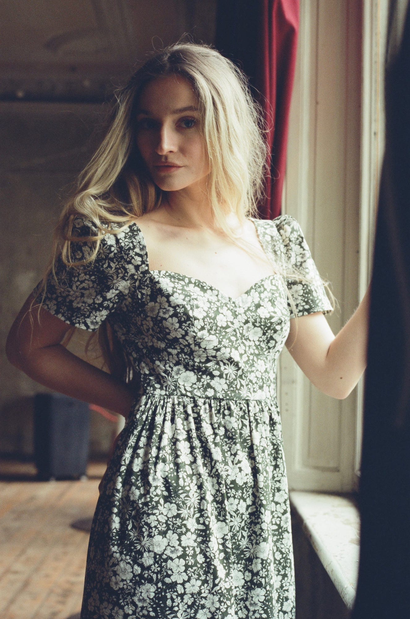 Onirik Dress Poppy Maxi Dress / Forest Green + Vintage White Floral Cotton