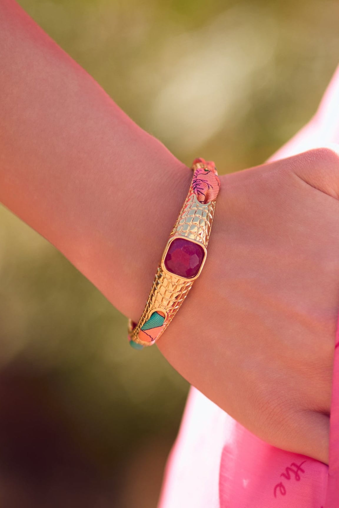 Siena&June Bracelet with Hibiscus Kiss Ribbon