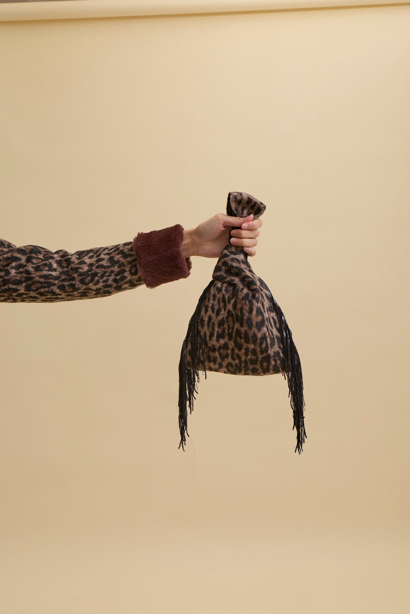 Sister New York Handbags OS Elsie Knot Bag Leopard