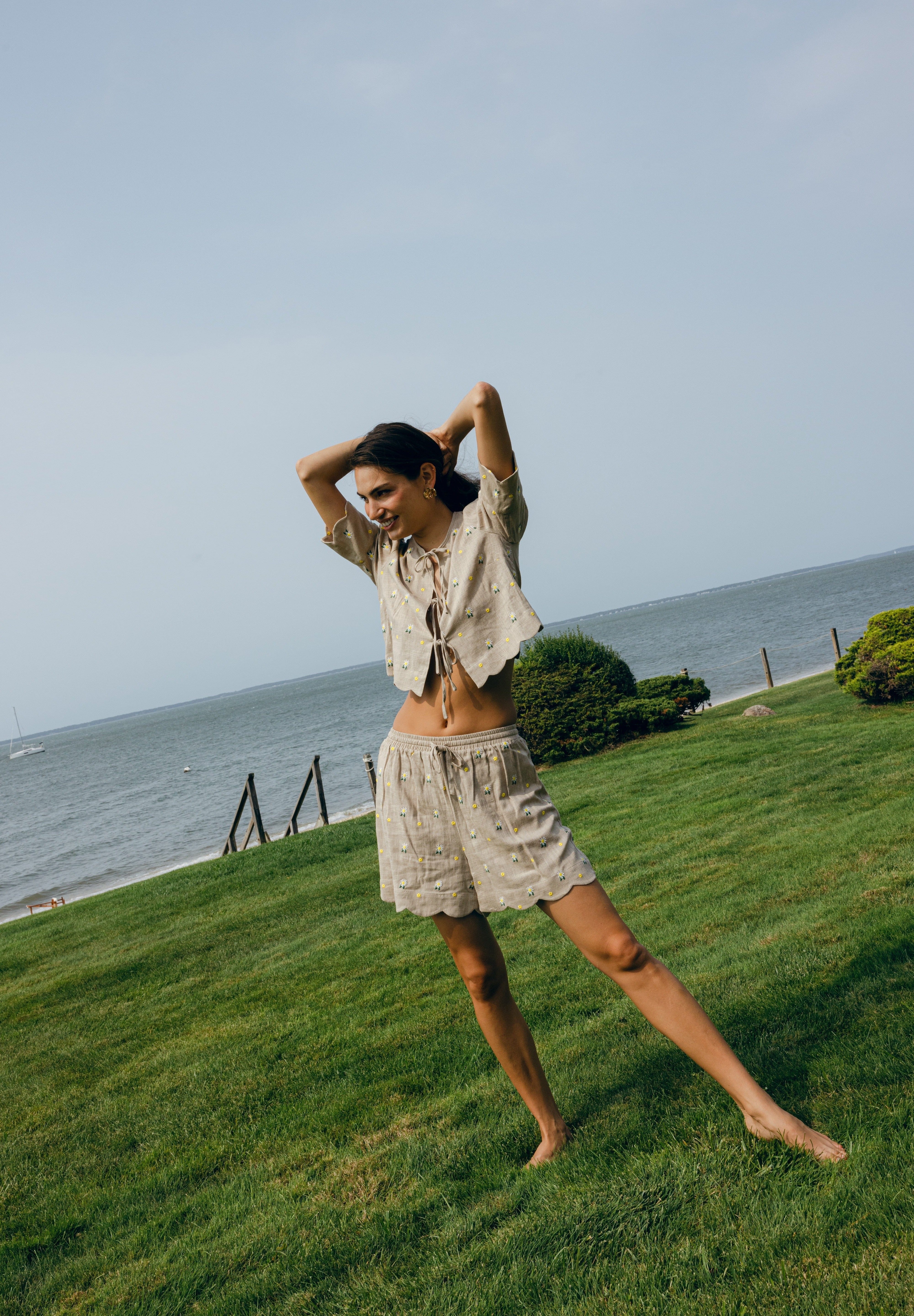Sister Swim Short Brig Short Embroidered Daisy