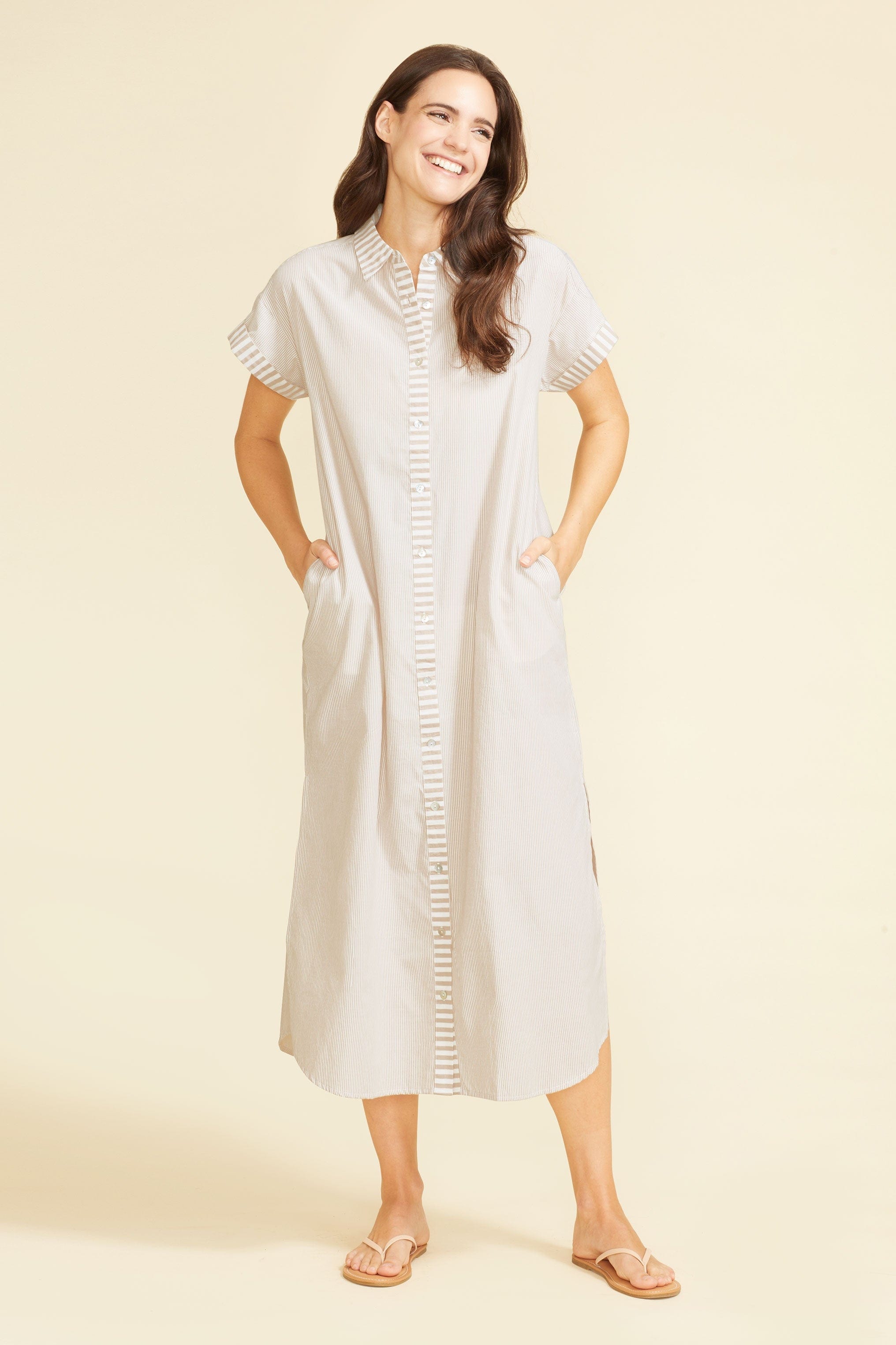 SITANO Dress Riga Short Sleeve Midi Dress - Tan Stripes