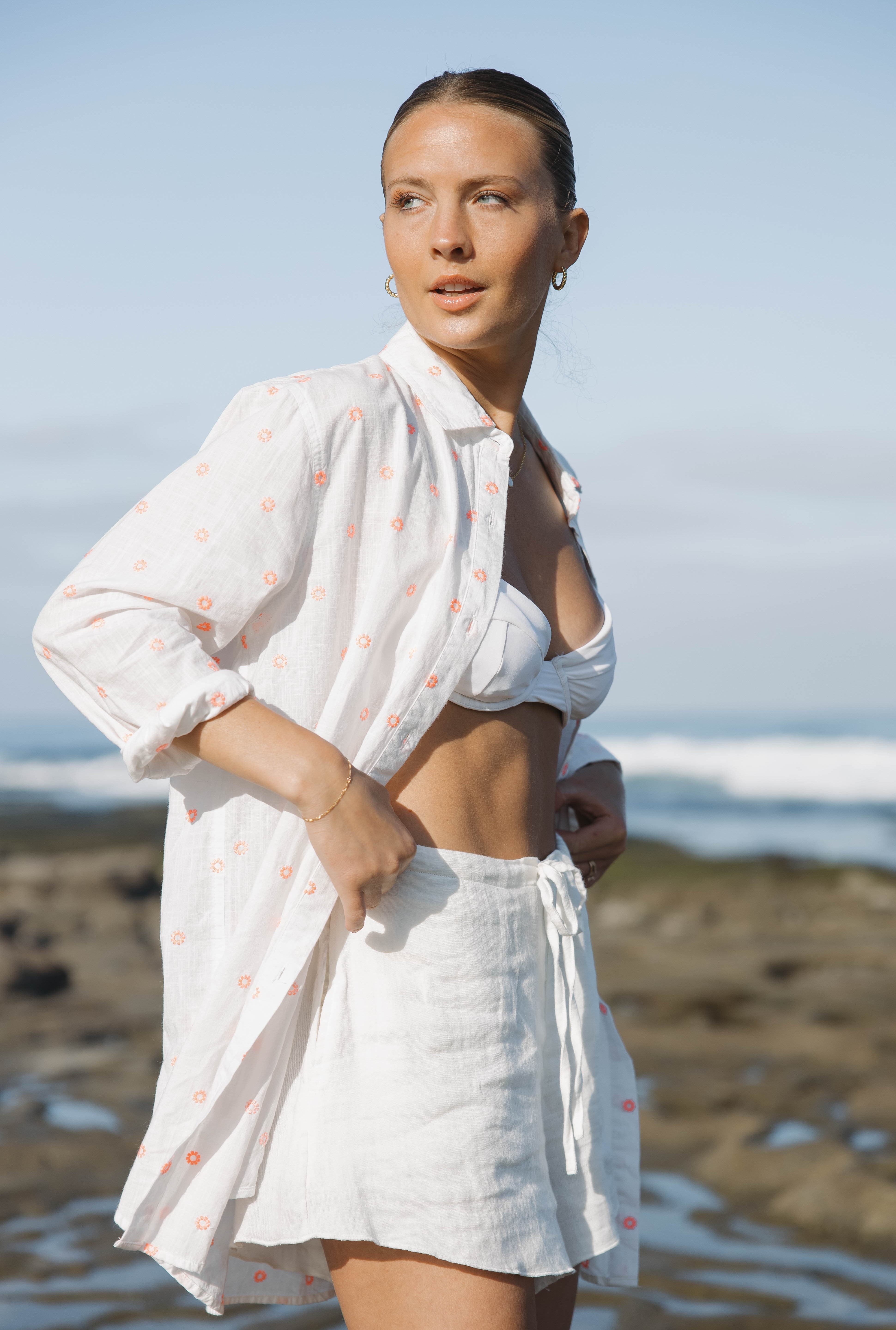 SITANO Primavera Shirt Dress - White with Pink Flowers